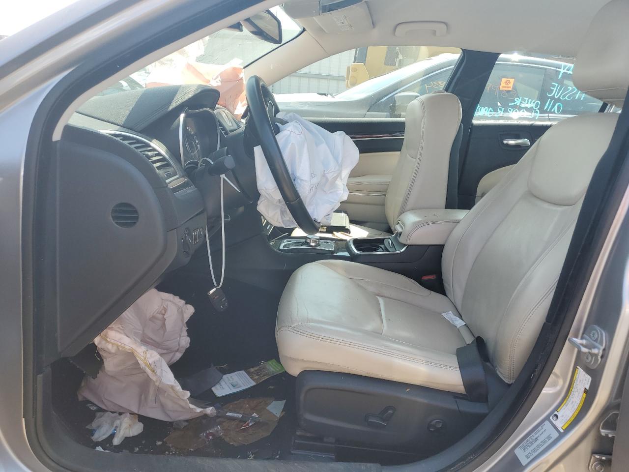 2C3CCAAG2FH766181 2015 Chrysler 300 Limited