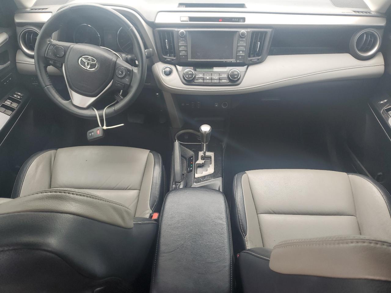 2T3YFREV2HW377267 2017 Toyota Rav4 Limited