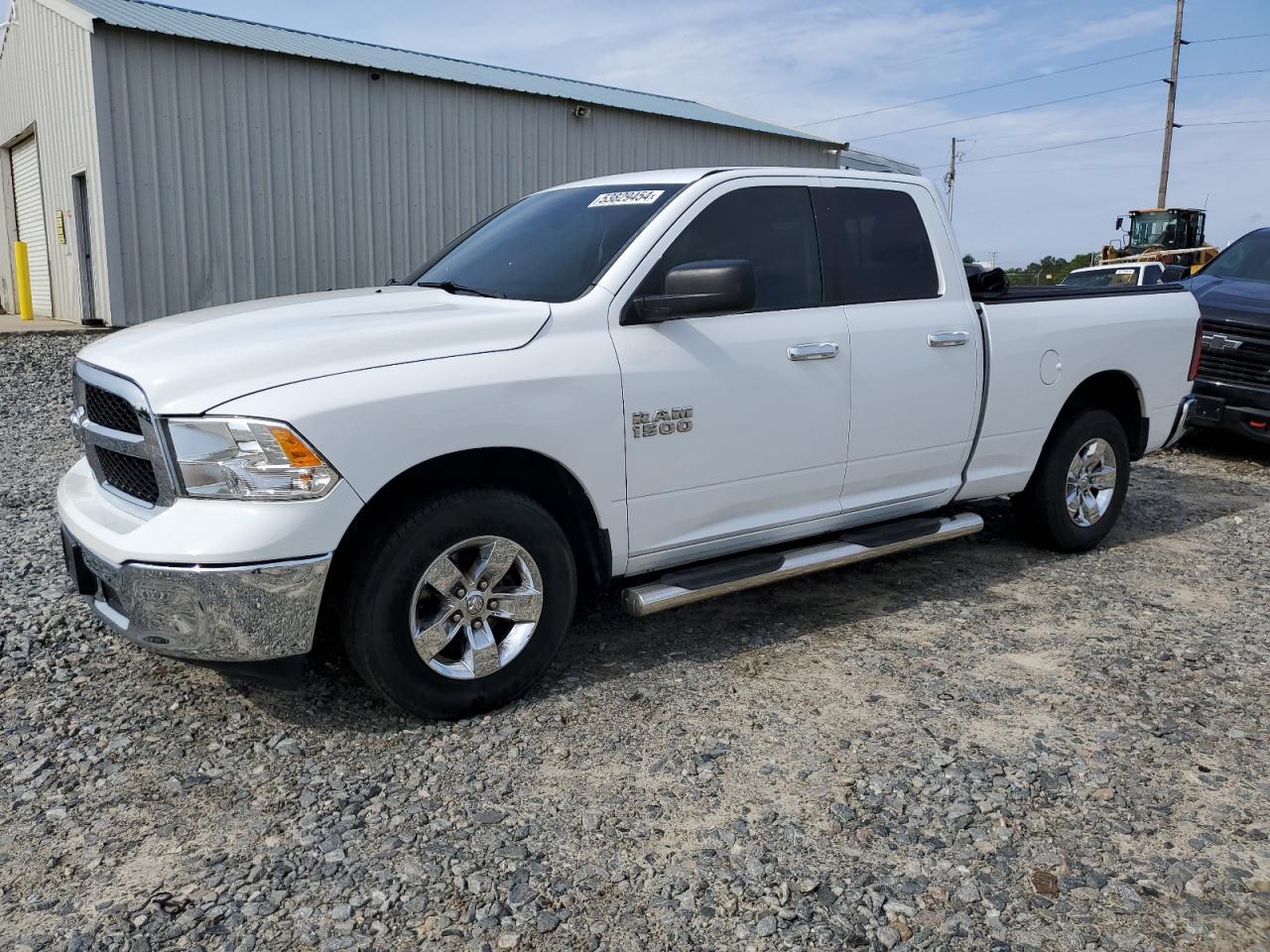 1C6RR6GG6FS742099 2015 Ram 1500 Slt