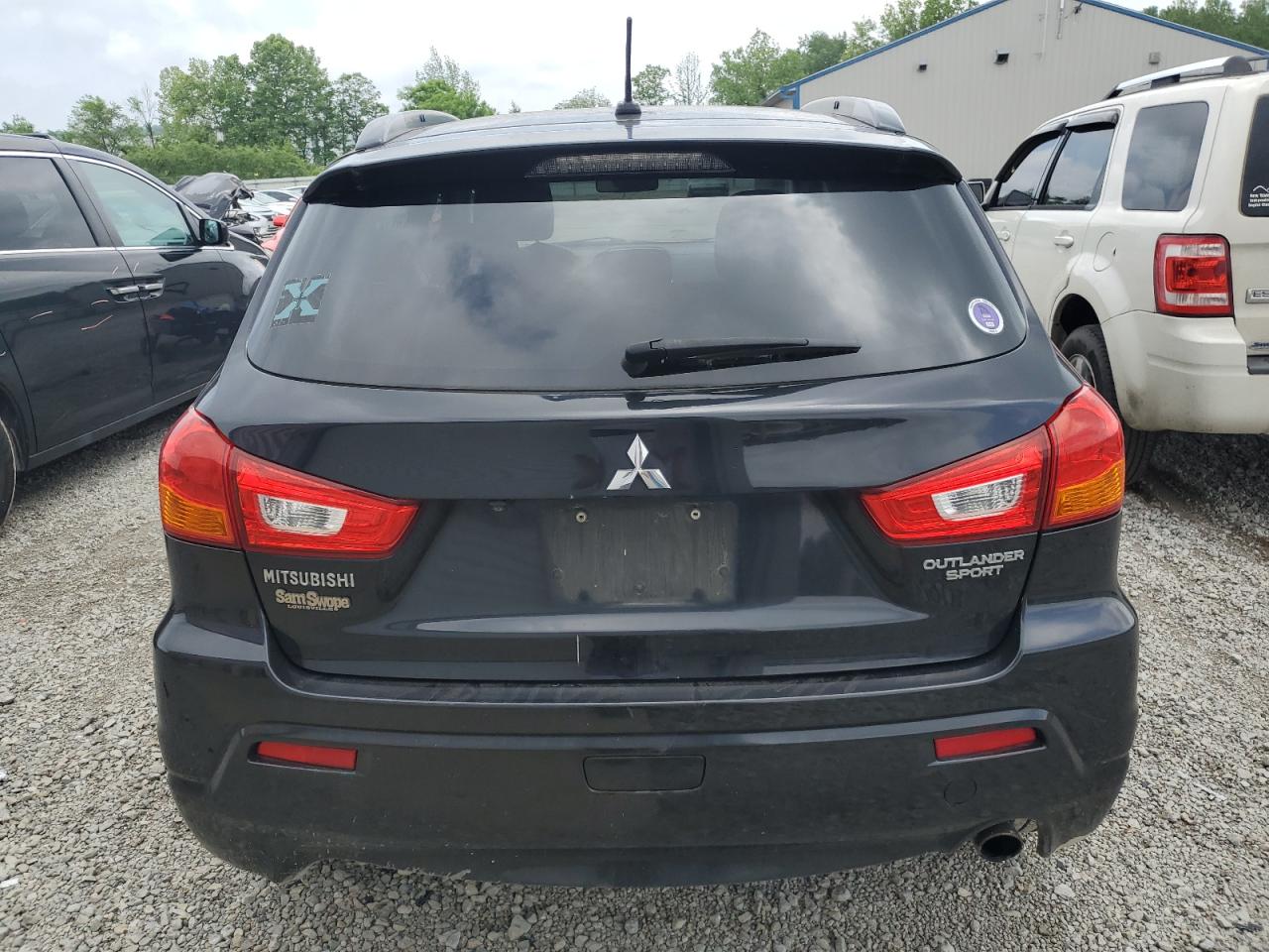 JA4AR4AUXBZ018307 2011 Mitsubishi Outlander Sport Se