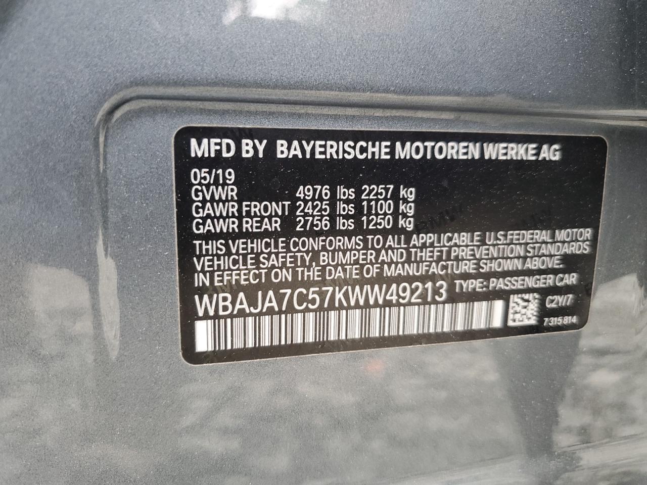 WBAJA7C57KWW49213 2019 BMW 530 Xi