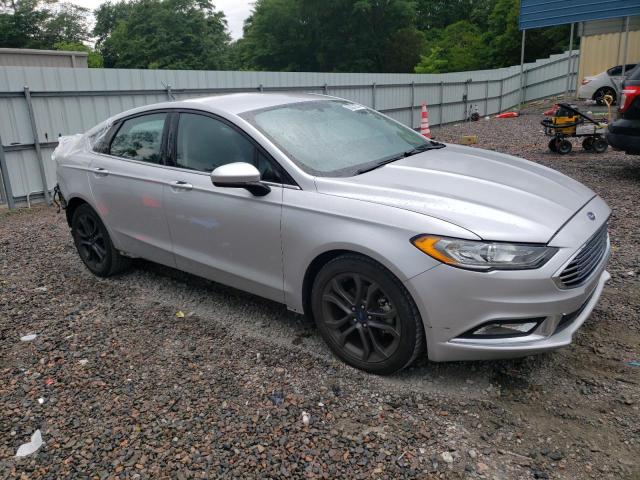 VIN 3FA6P0H78JR174560 2018 Ford Fusion, SE no.4