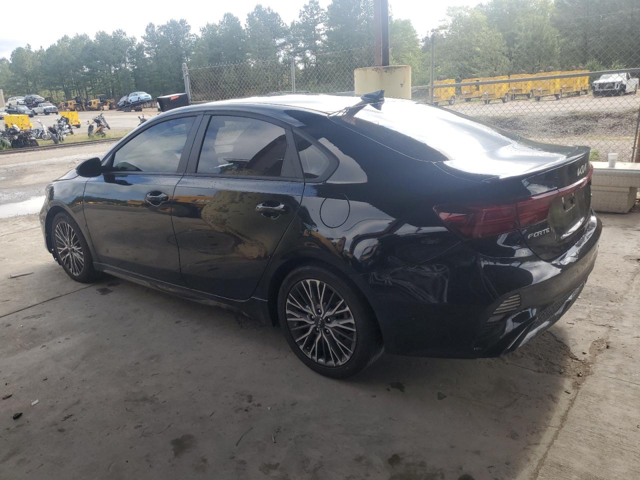 3KPF54AD8NE497558 2022 Kia Forte Gt Line