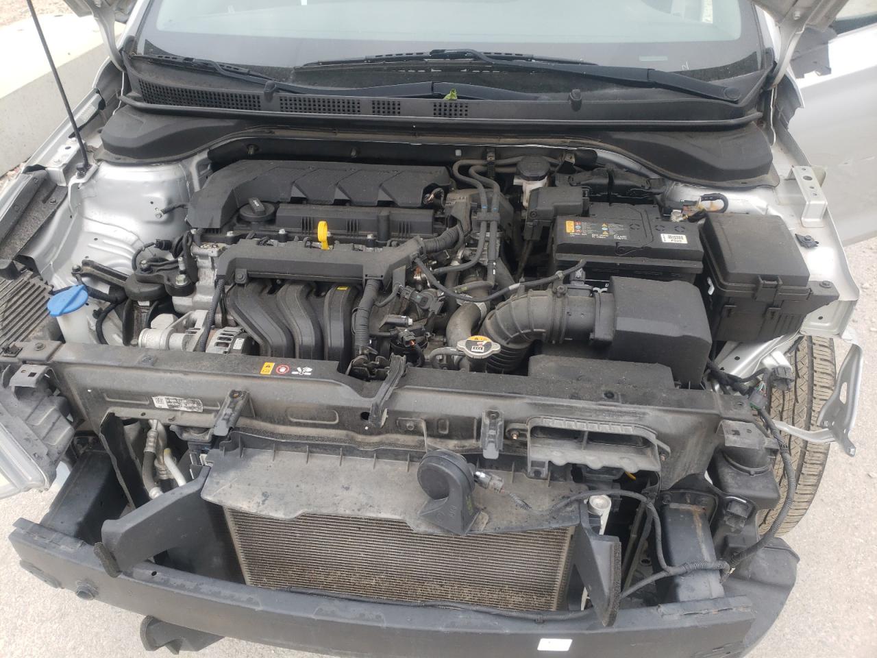 3KPC24A69LE112745 2020 Hyundai Accent Se