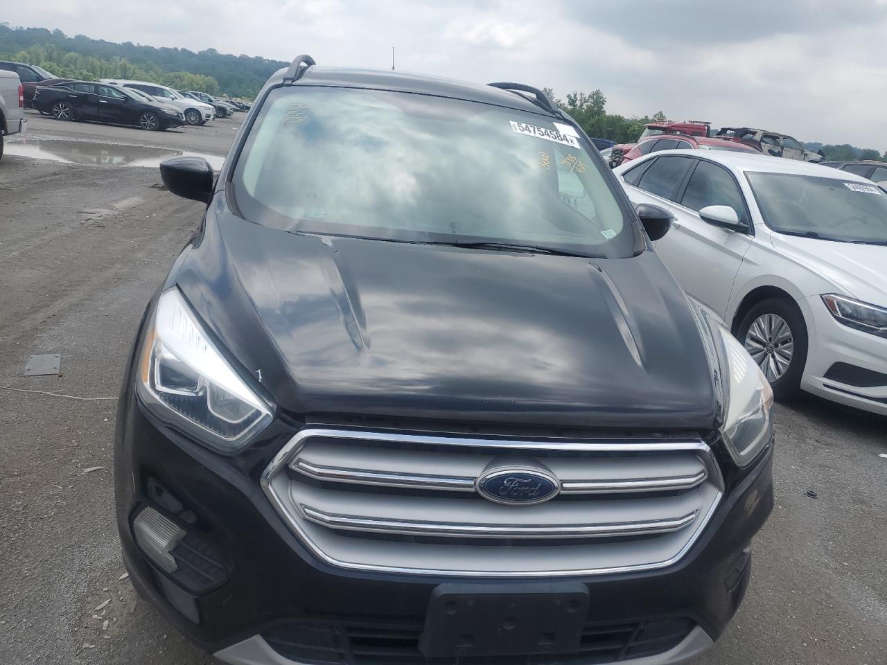 1FMCU0HD8JUC15835 2018 Ford Escape Sel