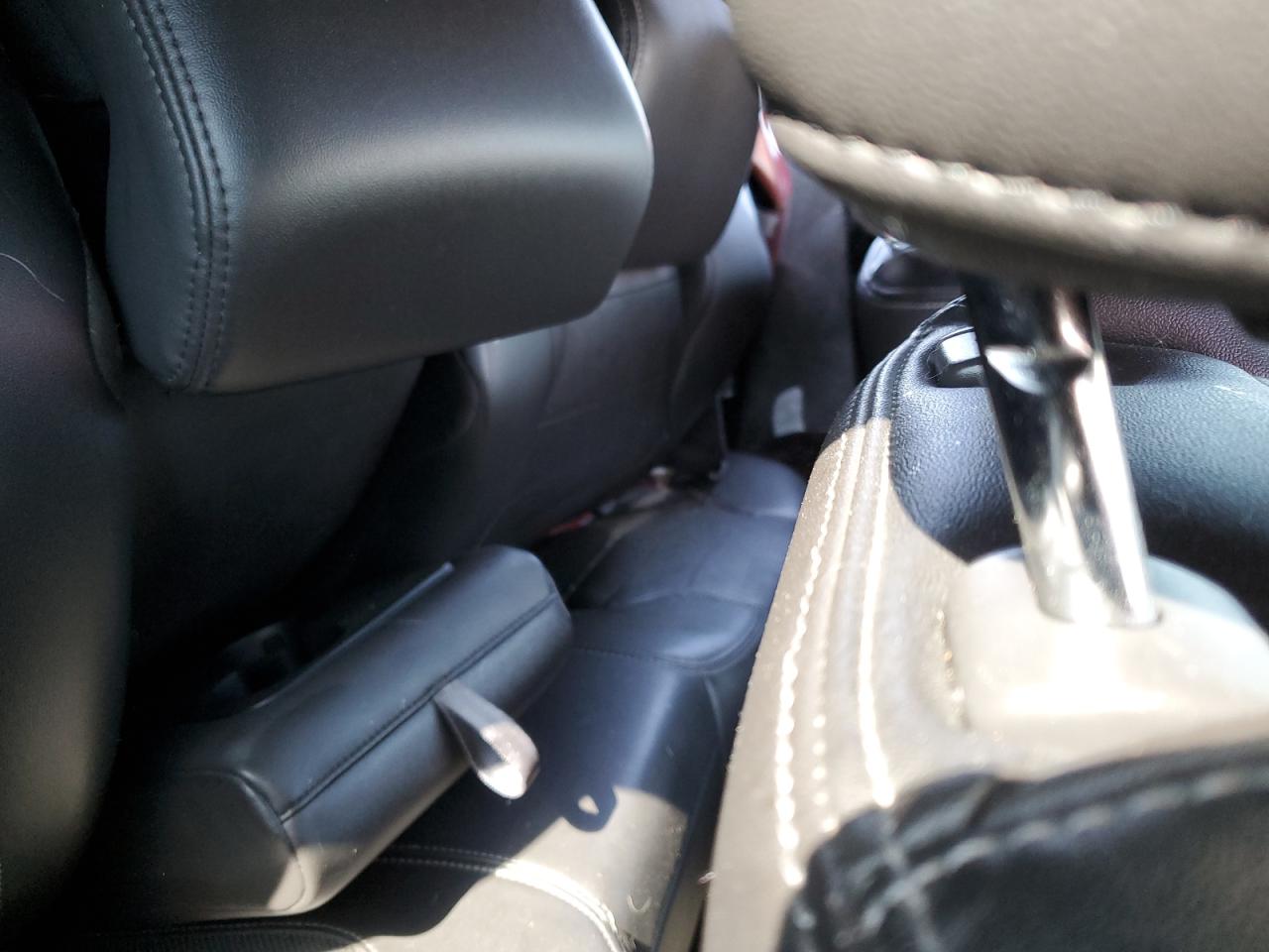 1FAHP2KT7FG104265 2015 Ford Taurus Sho