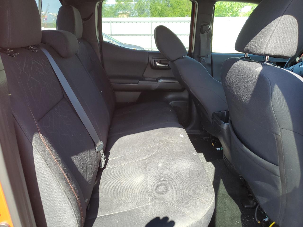 3TMCZ5AN4HM102923 2017 Toyota Tacoma Double Cab