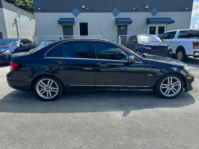 2012 Mercedes-Benz C 250 VIN: WDDGF4HB0CA644127 Lot: 57220224