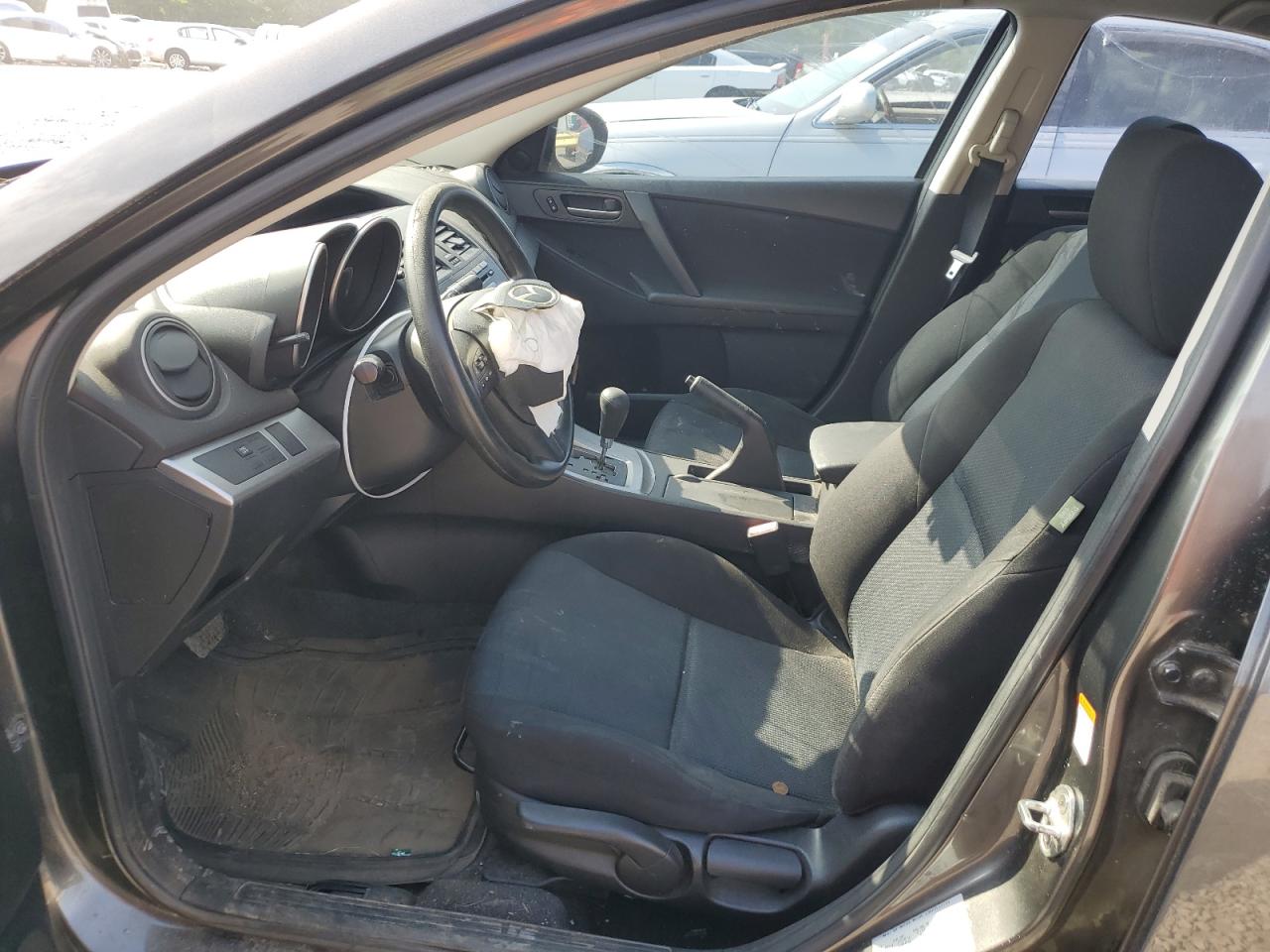 JM1BL1VF7B1388599 2011 Mazda 3 I