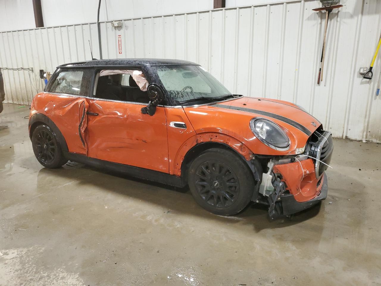 WMWXP5C5XK2H30679 2019 Mini Cooper