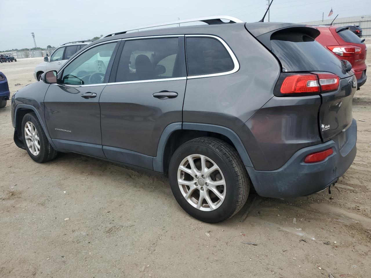 1C4PJLCS2EW154112 2014 Jeep Cherokee Latitude