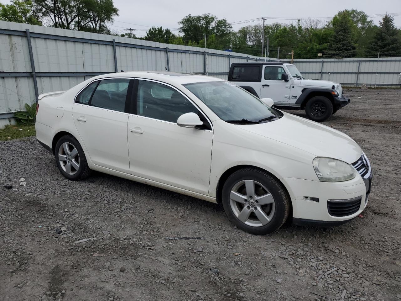 3VWRZ71K38M140877 2008 Volkswagen Jetta Se