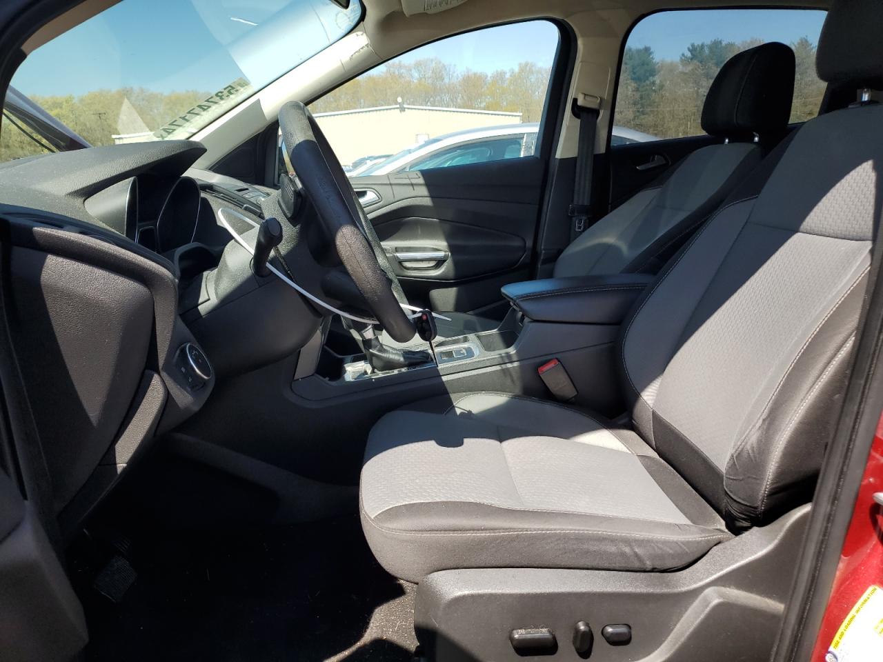 1FMCU9GD1HUC70045 2017 Ford Escape Se