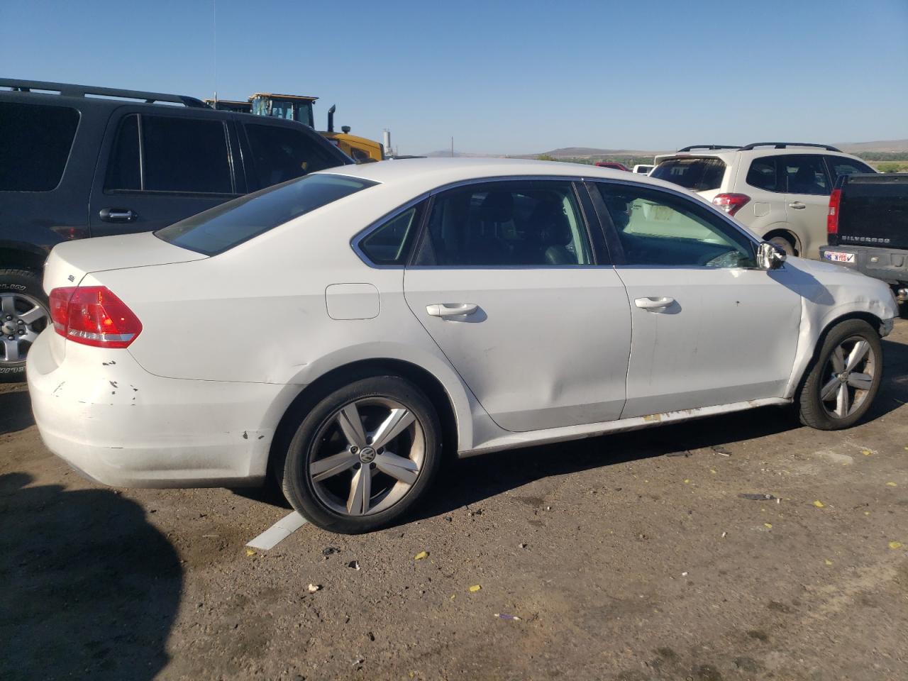 1VWBP7A3XDC103739 2013 Volkswagen Passat Se