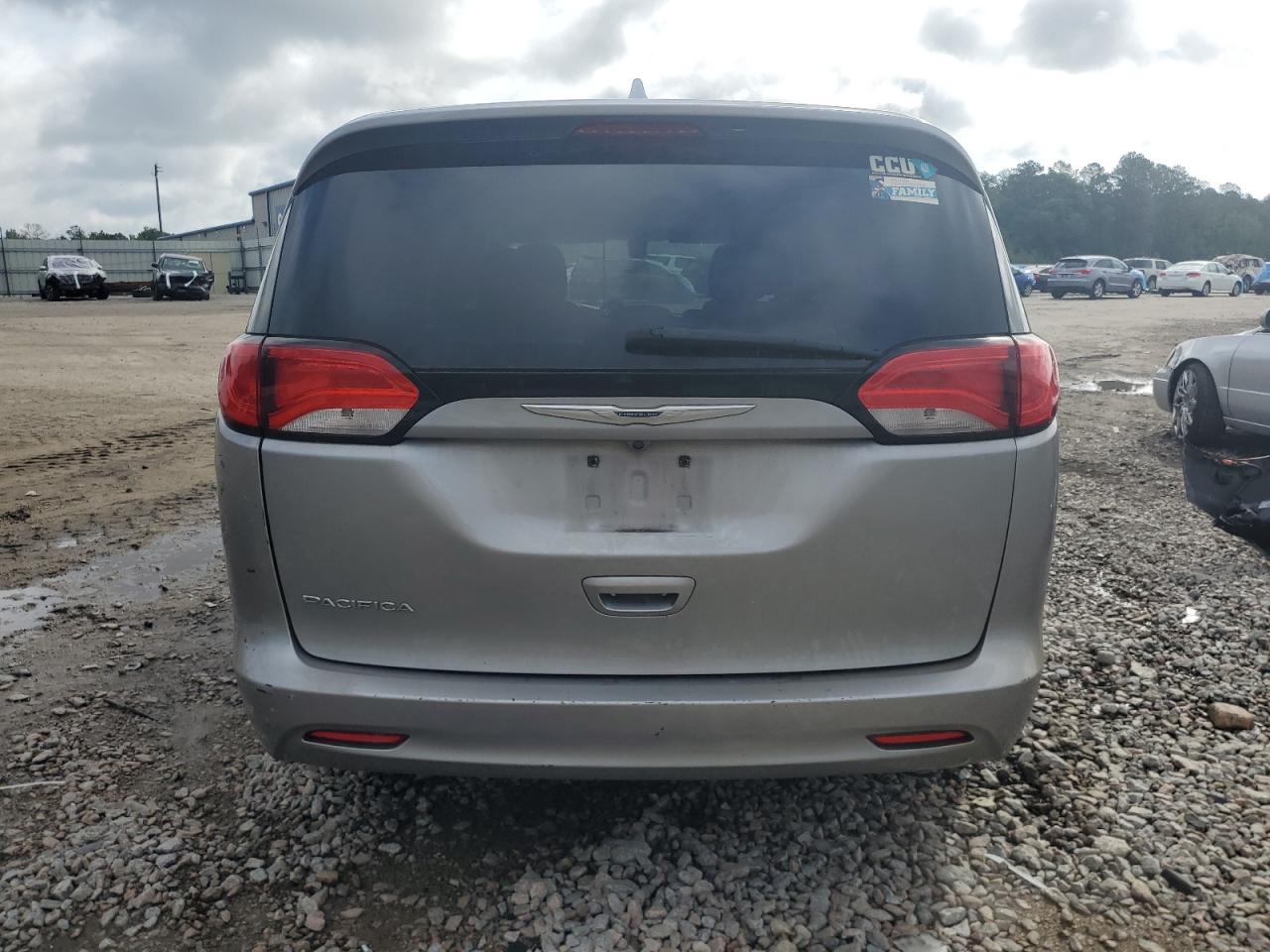 2017 Chrysler Pacifica Lx vin: 2C4RC1CG0HR628736