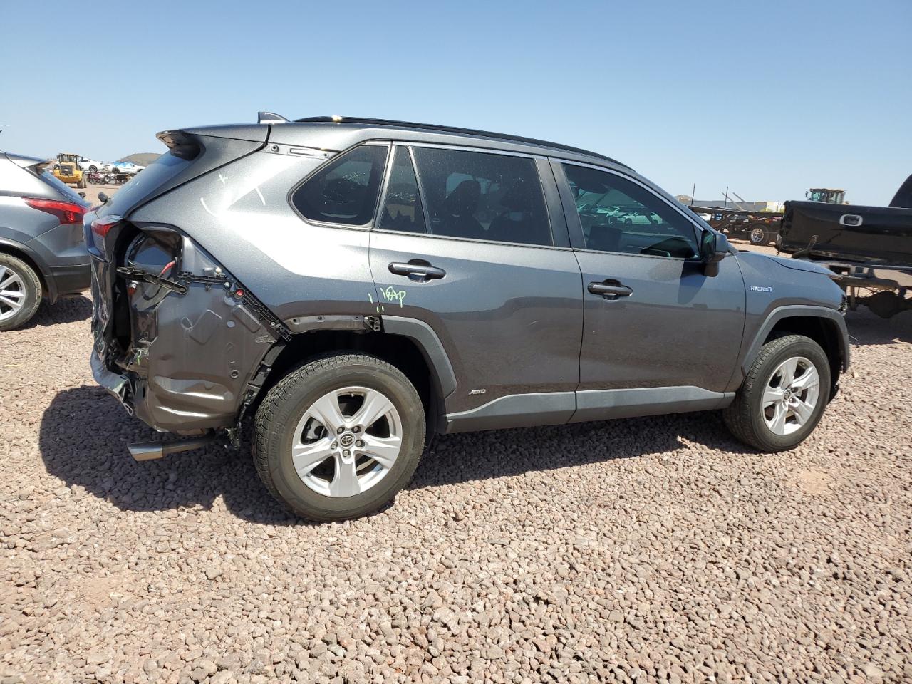 4T3LWRFVXMU017103 2021 Toyota Rav4 Le