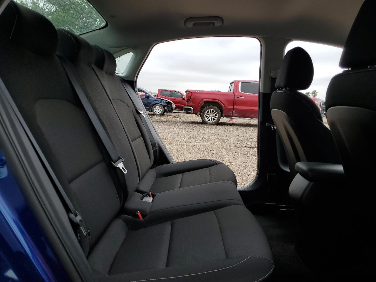 3KPF24AD2PE693801 2023 Kia Forte Lx