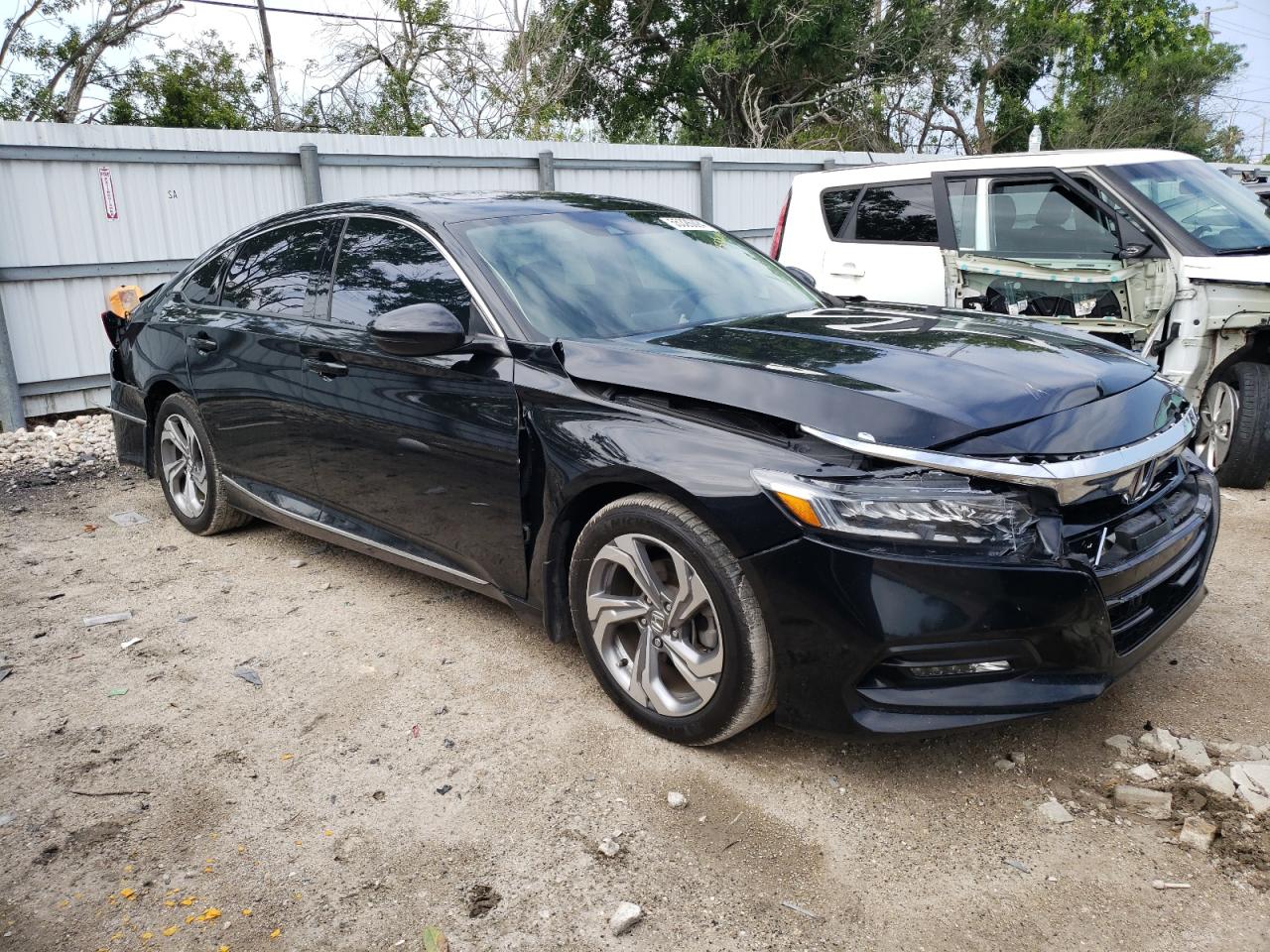 1HGCV1F50JA232053 2018 Honda Accord Exl