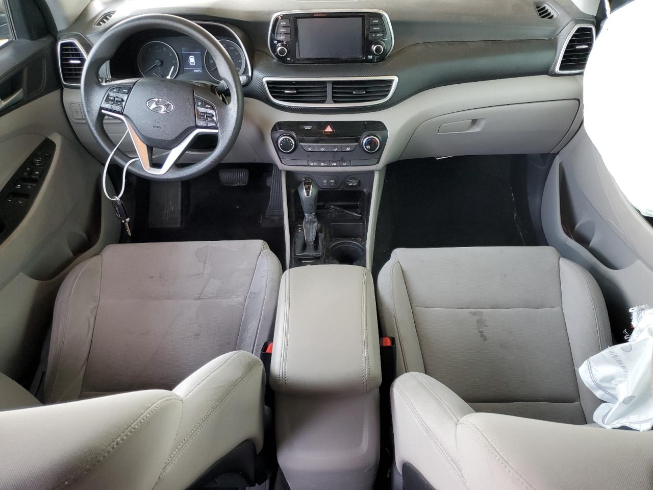 KM8J2CA47KU076825 2019 Hyundai Tucson Se