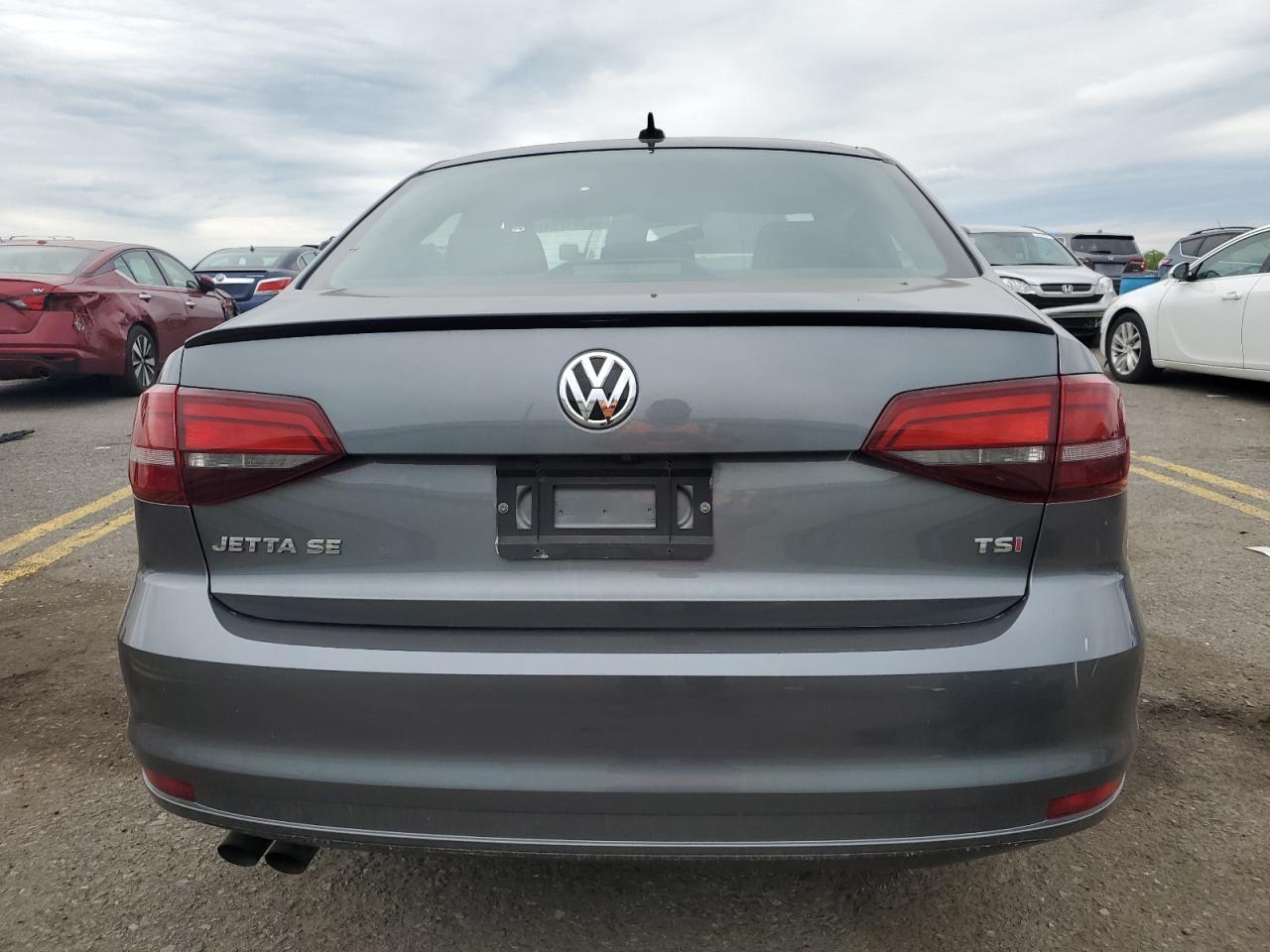 3VWD17AJ6JM225842 2018 Volkswagen Jetta Sport