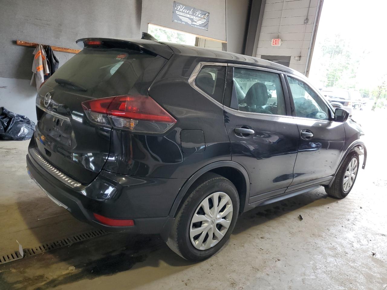 5N1AT2MT7KC825414 2019 Nissan Rogue S