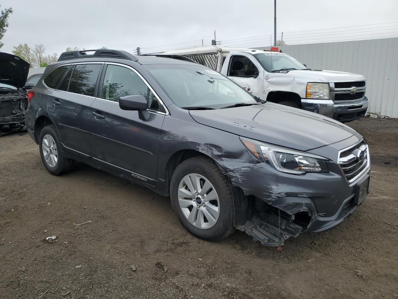 4S4BSAFCXK3332504 2019 Subaru Outback 2.5I Premium