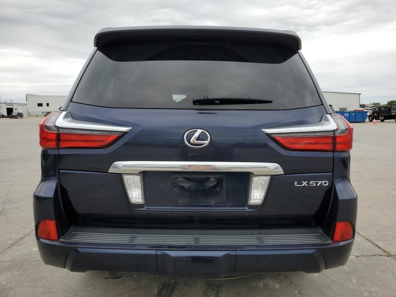 JTJHY7AX4G4199537 2016 Lexus Lx 570