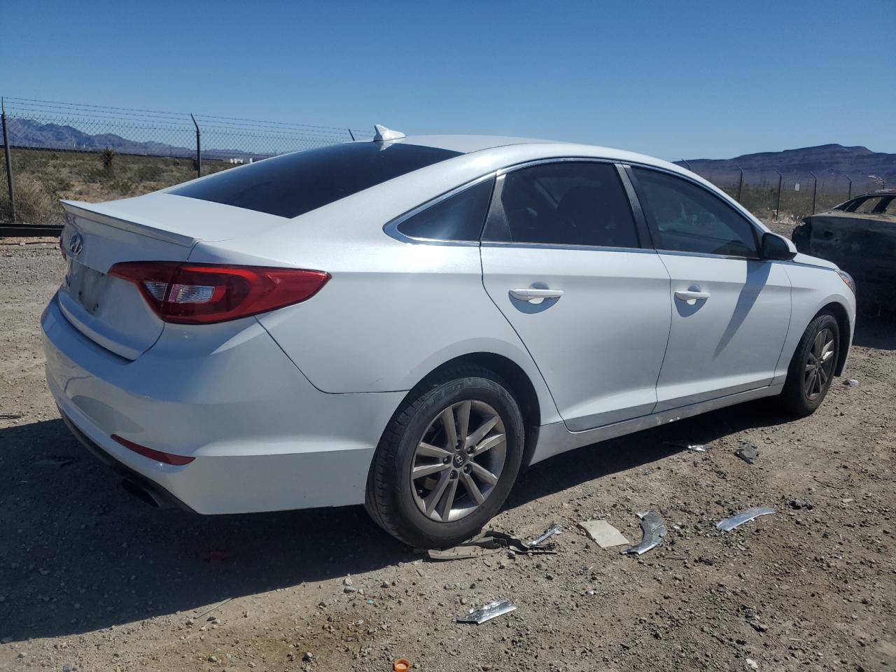 5NPE24AF6FH016855 2015 Hyundai Sonata Se