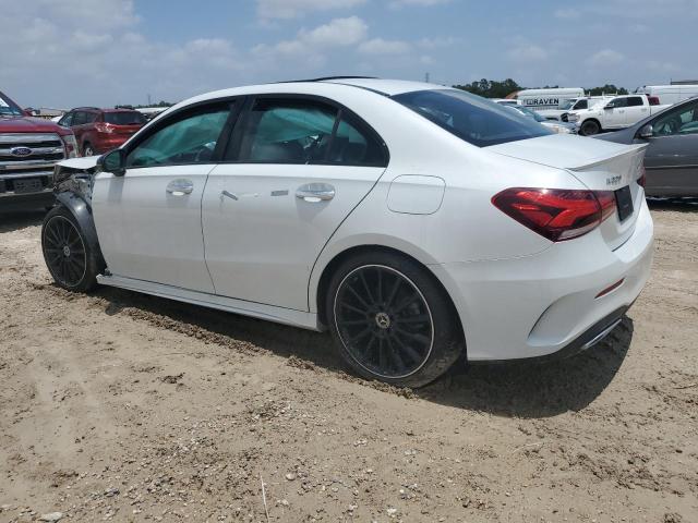2020 MERCEDES-BENZ A220 - W1K3G4EB0LJ200147