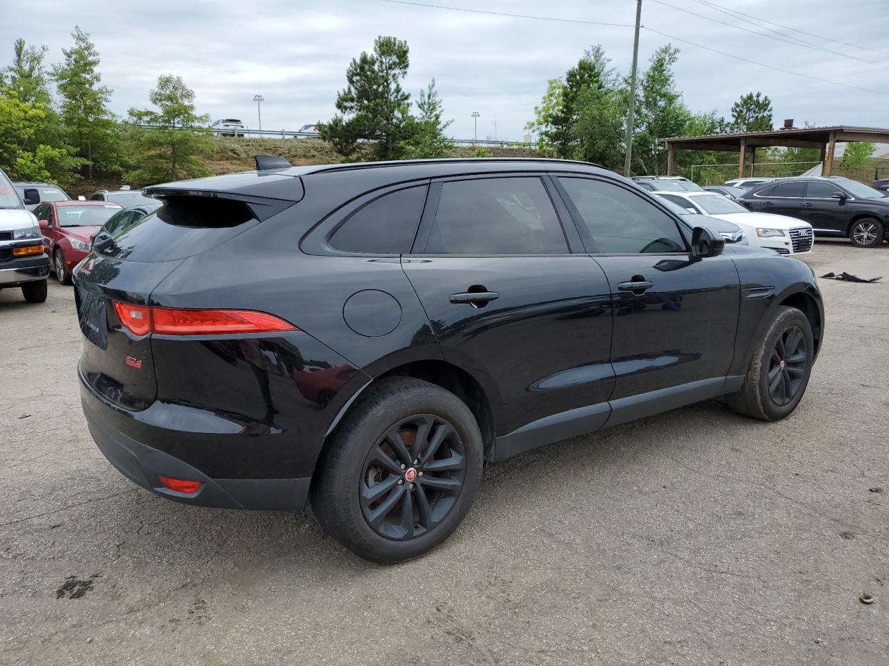 SADCJ2BN1HA094964 2017 Jaguar F-Pace Premium