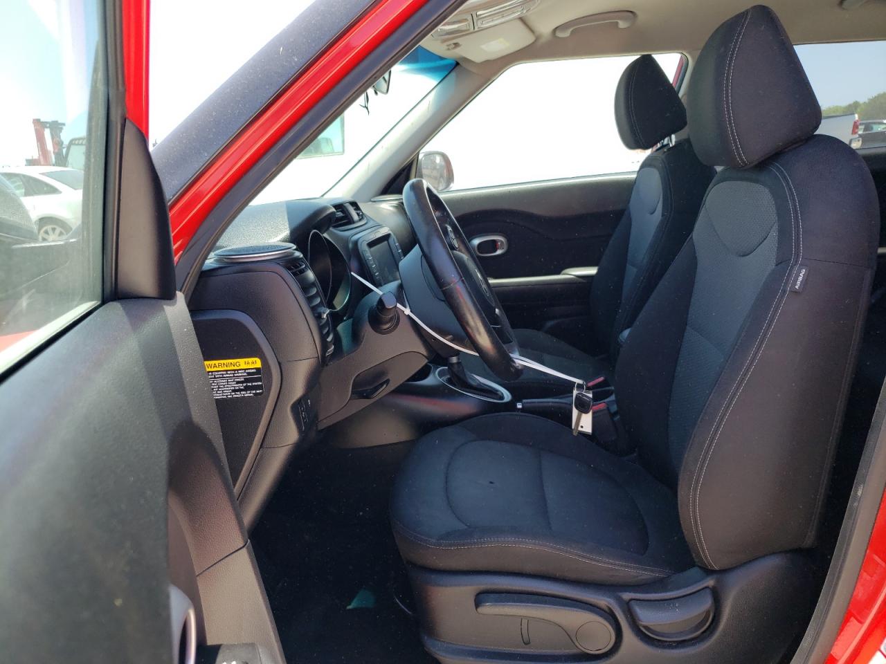 KNDJP3A5XJ7549144 2018 Kia Soul +