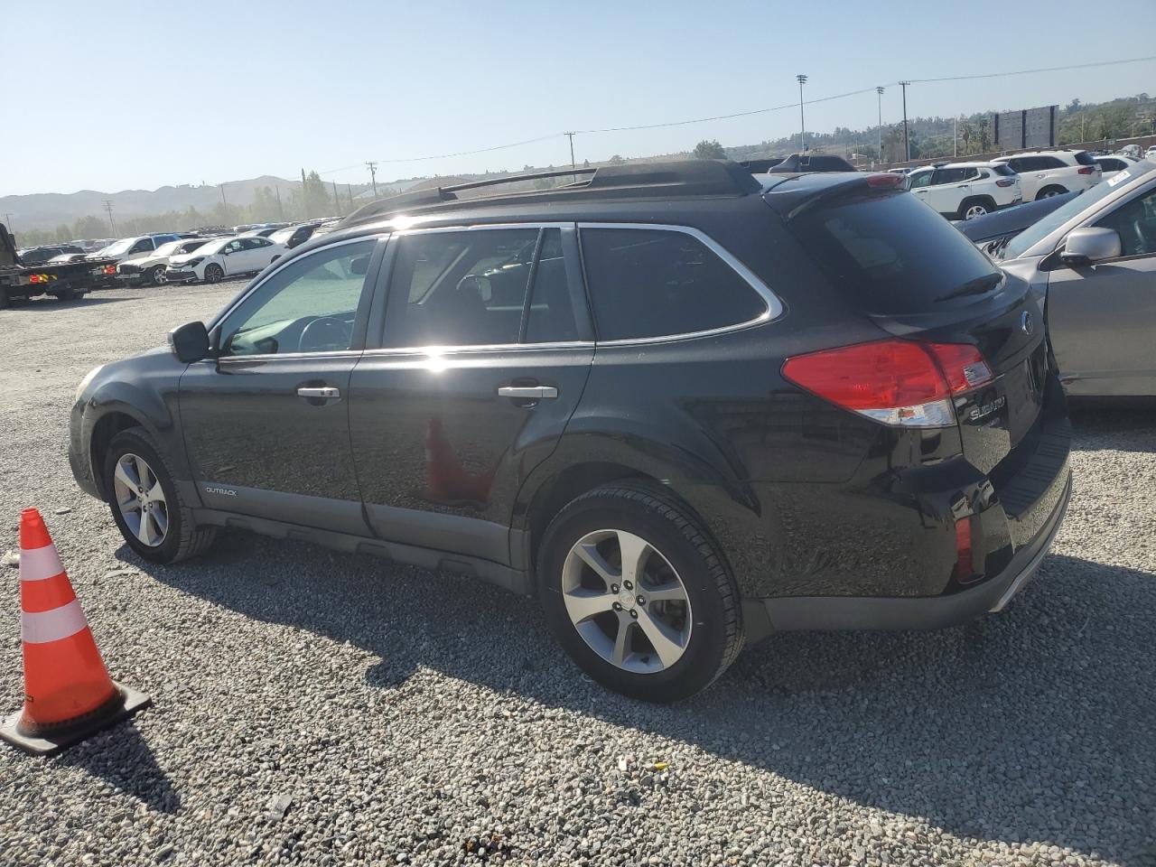 4S4BRBSC0D3212995 2013 Subaru Outback 2.5I Limited