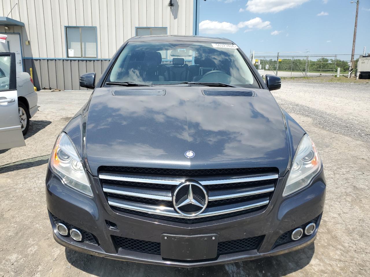 4JGCB6FE9BA115802 2011 Mercedes-Benz R 350 4Matic