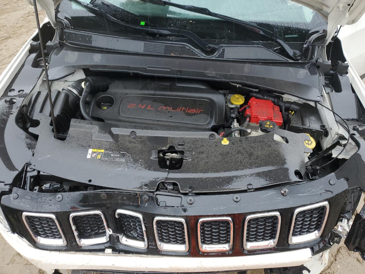 3C4NJDBB9KT807860 2019 Jeep Compass Latitude