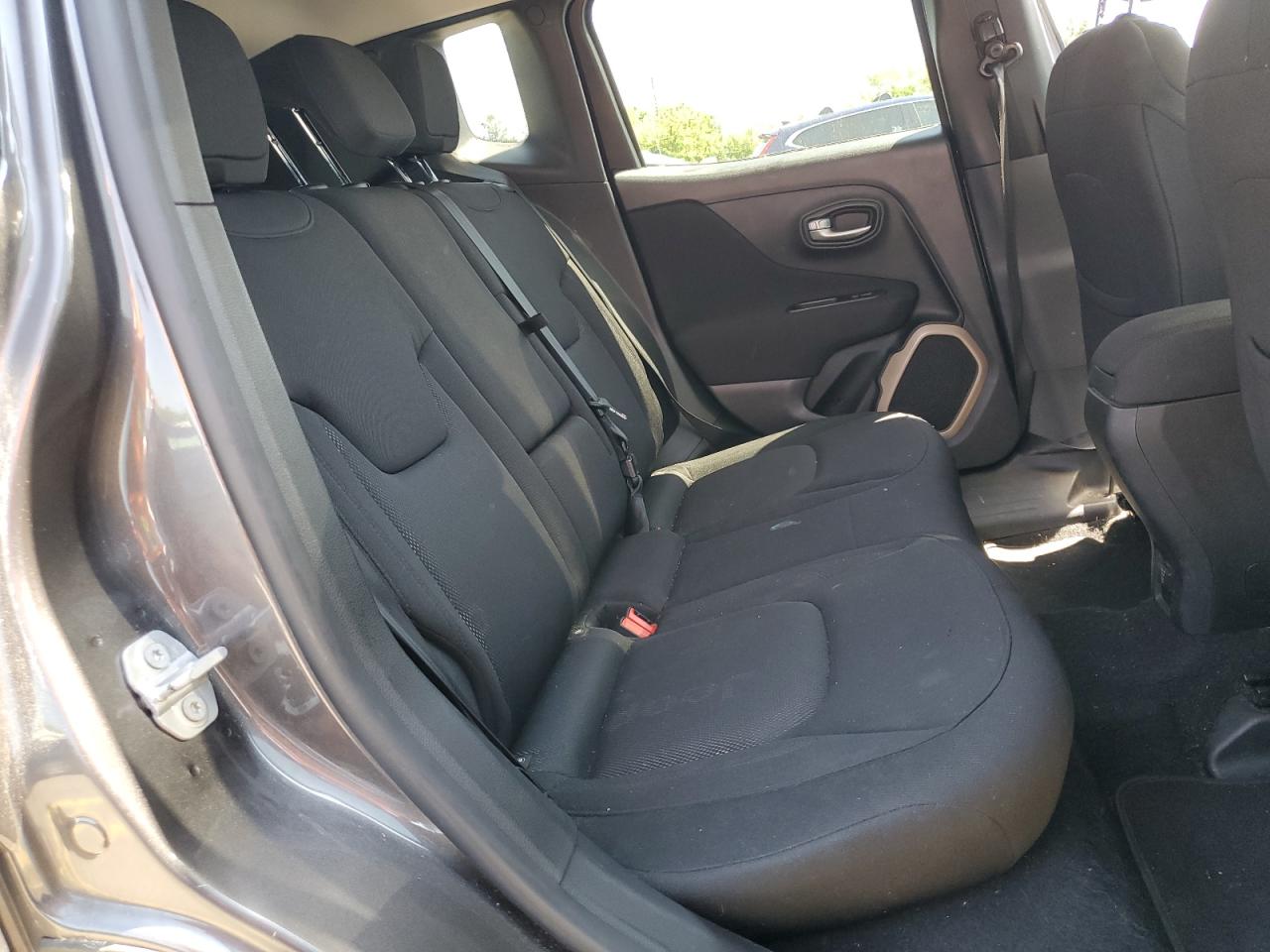 ZACCJBBT5GPE16868 2016 Jeep Renegade Latitude