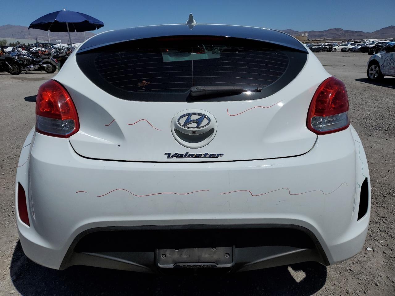 2017 Hyundai Veloster vin: KMHTC6ADXHU305191