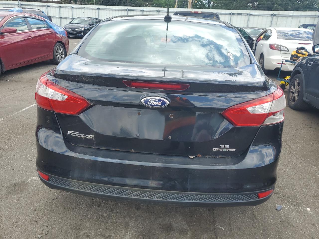 2013 Ford Focus Se vin: 1FADP3F21DL318386