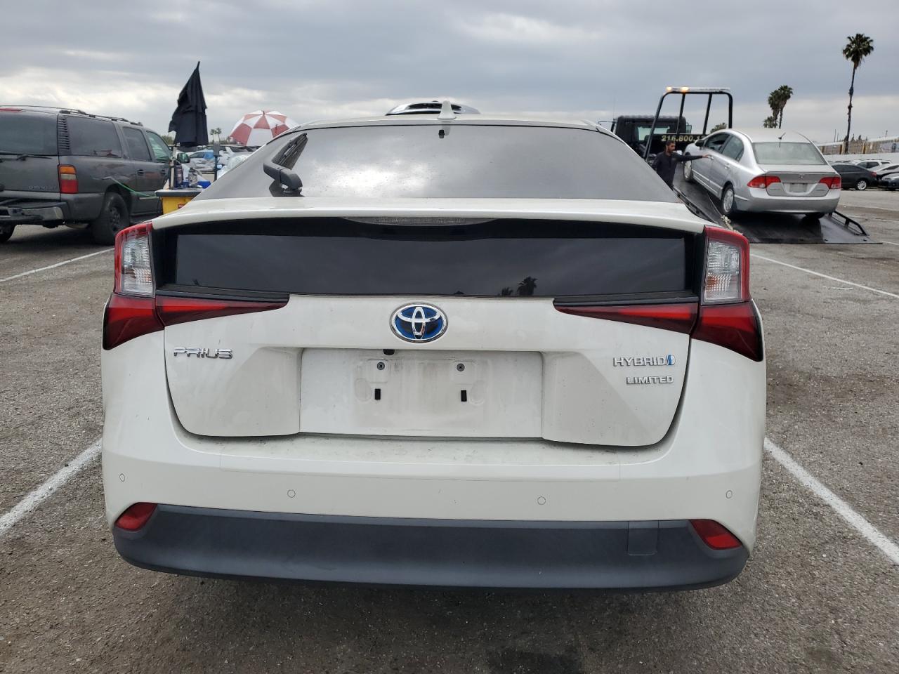 2019 Toyota Prius vin: JTDKARFU9K3068805