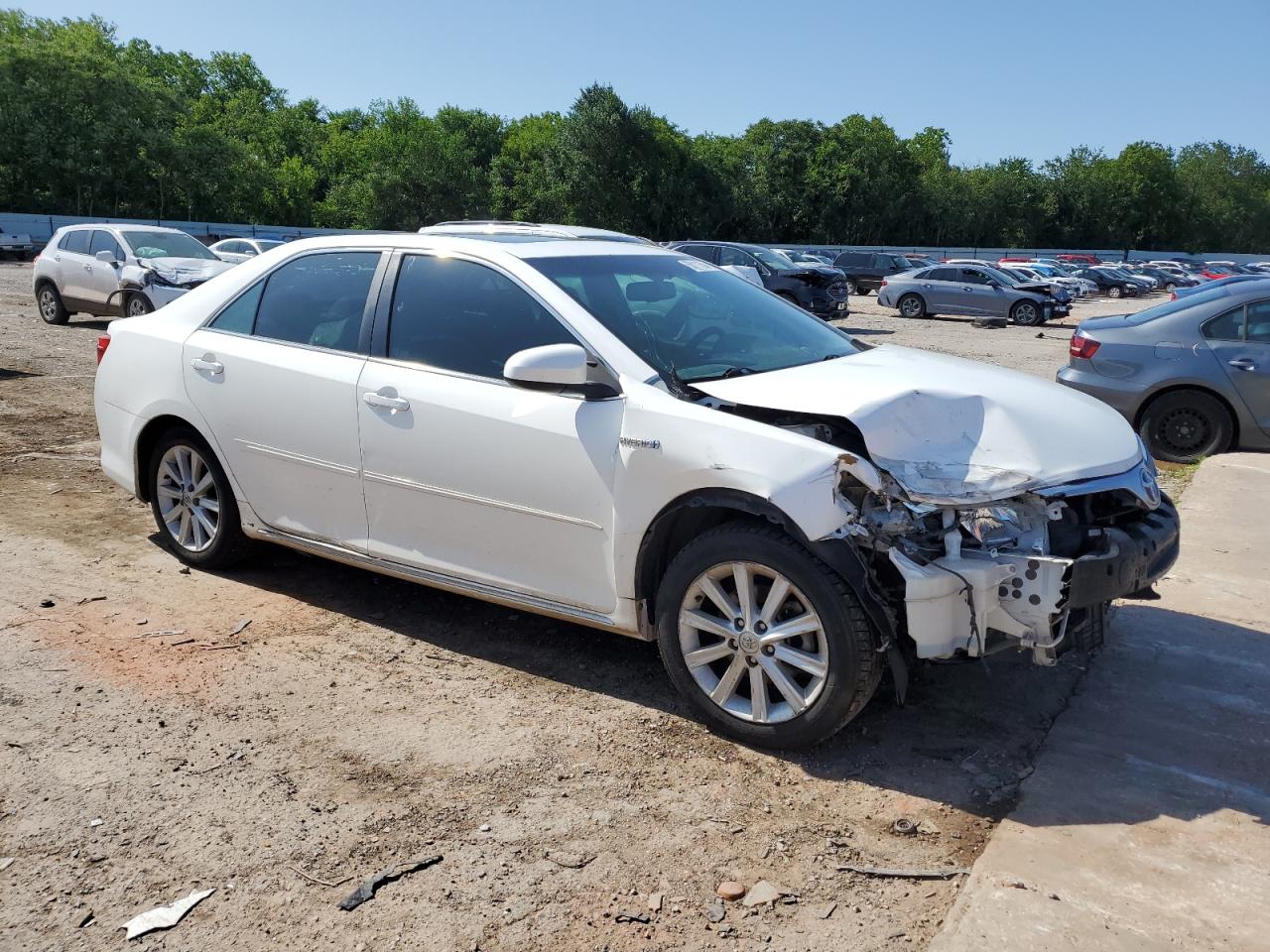 4T1BD1FK9EU099943 2014 Toyota Camry Hybrid