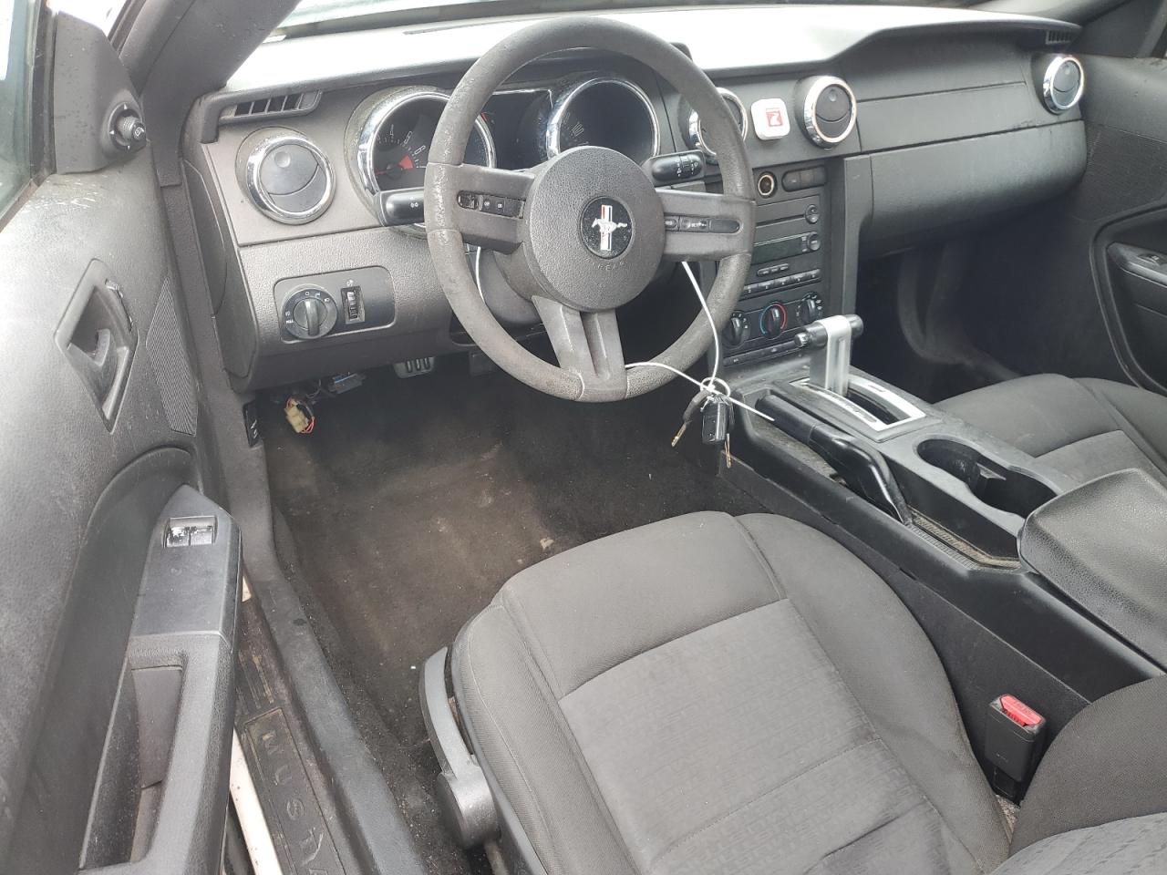 1ZVFT80N555154576 2005 Ford Mustang