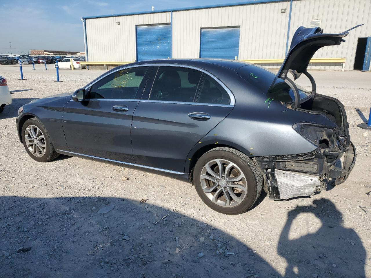 55SWF4KB2GU166013 2016 Mercedes-Benz C 300 4Matic