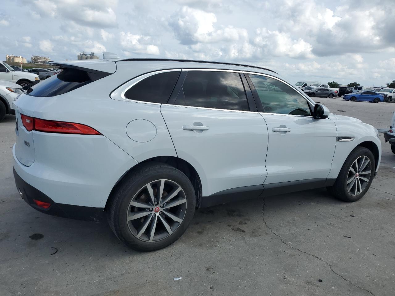 SADCK2BV2HA884416 2017 Jaguar F-Pace Prestige