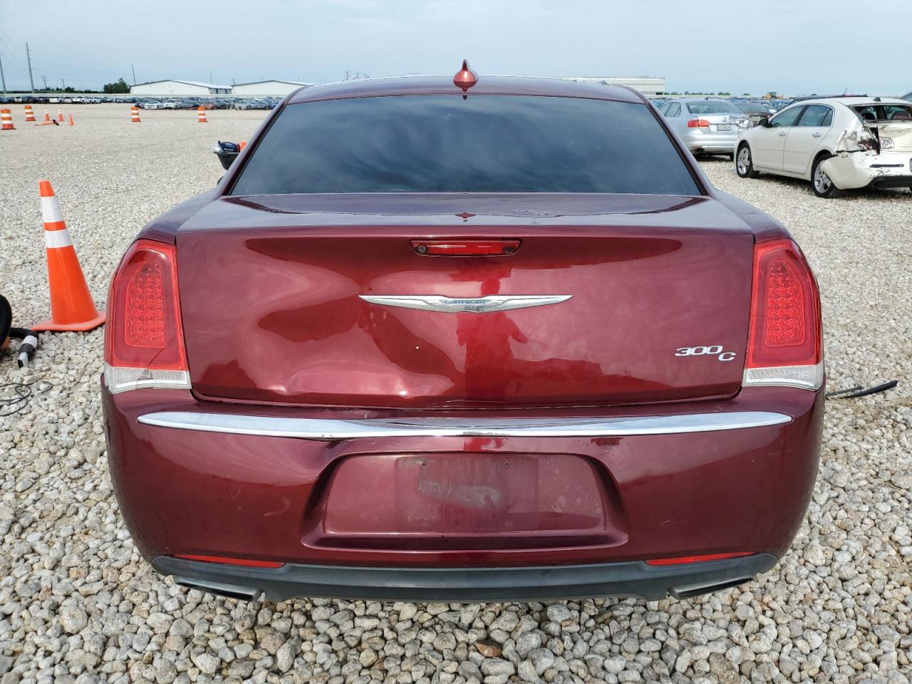 2C3CCAEG6HH570564 2017 Chrysler 300C