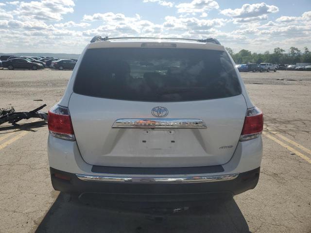 2013 Toyota Highlander Base VIN: 5TDBK3EH7DS261972 Lot: 56905454