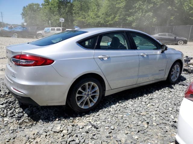 VIN 3FA6P0LU3KR163092 2019 Ford Fusion, SE no.3