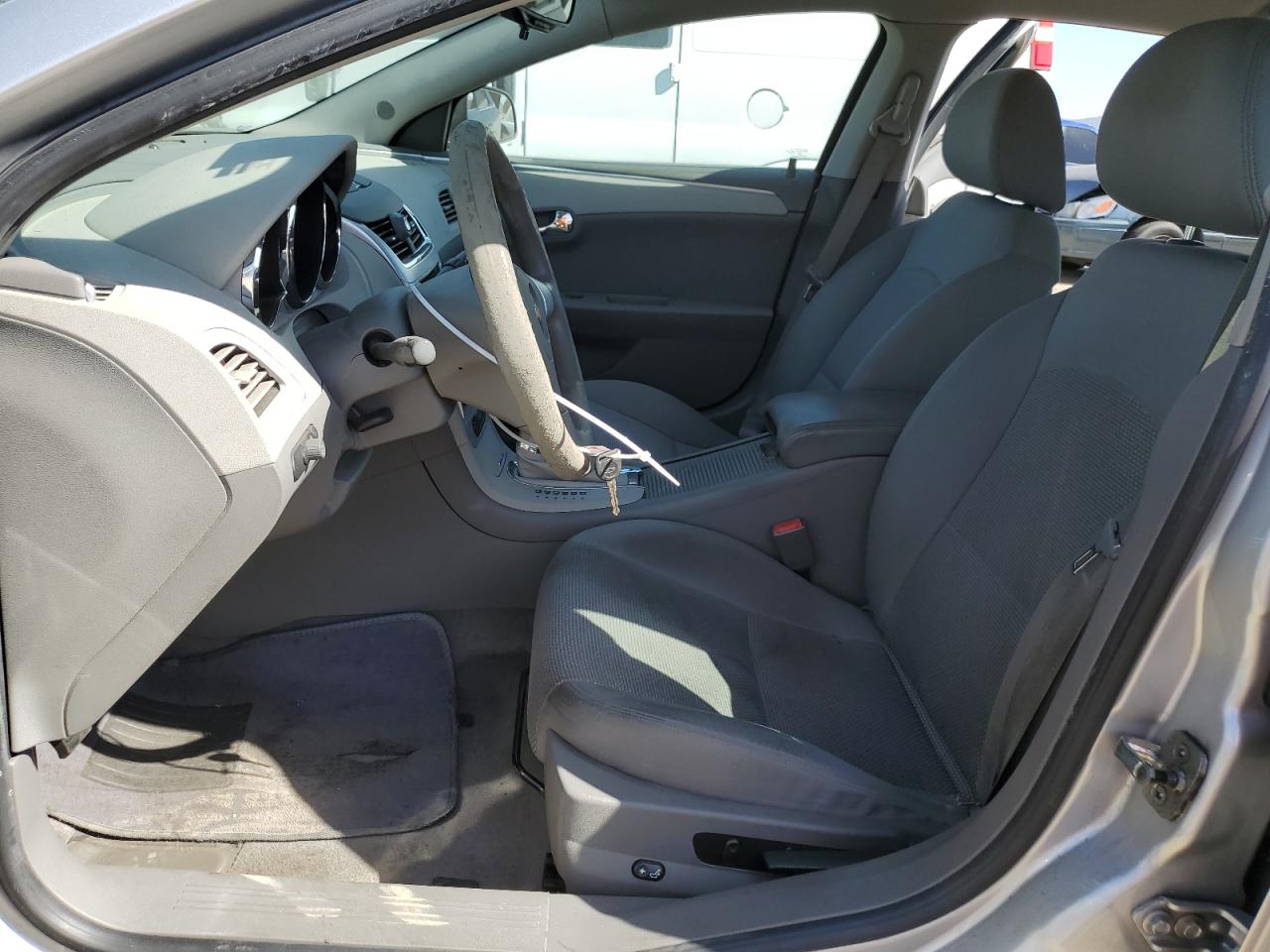 1G1ZB5EB5AF216765 2010 Chevrolet Malibu Ls