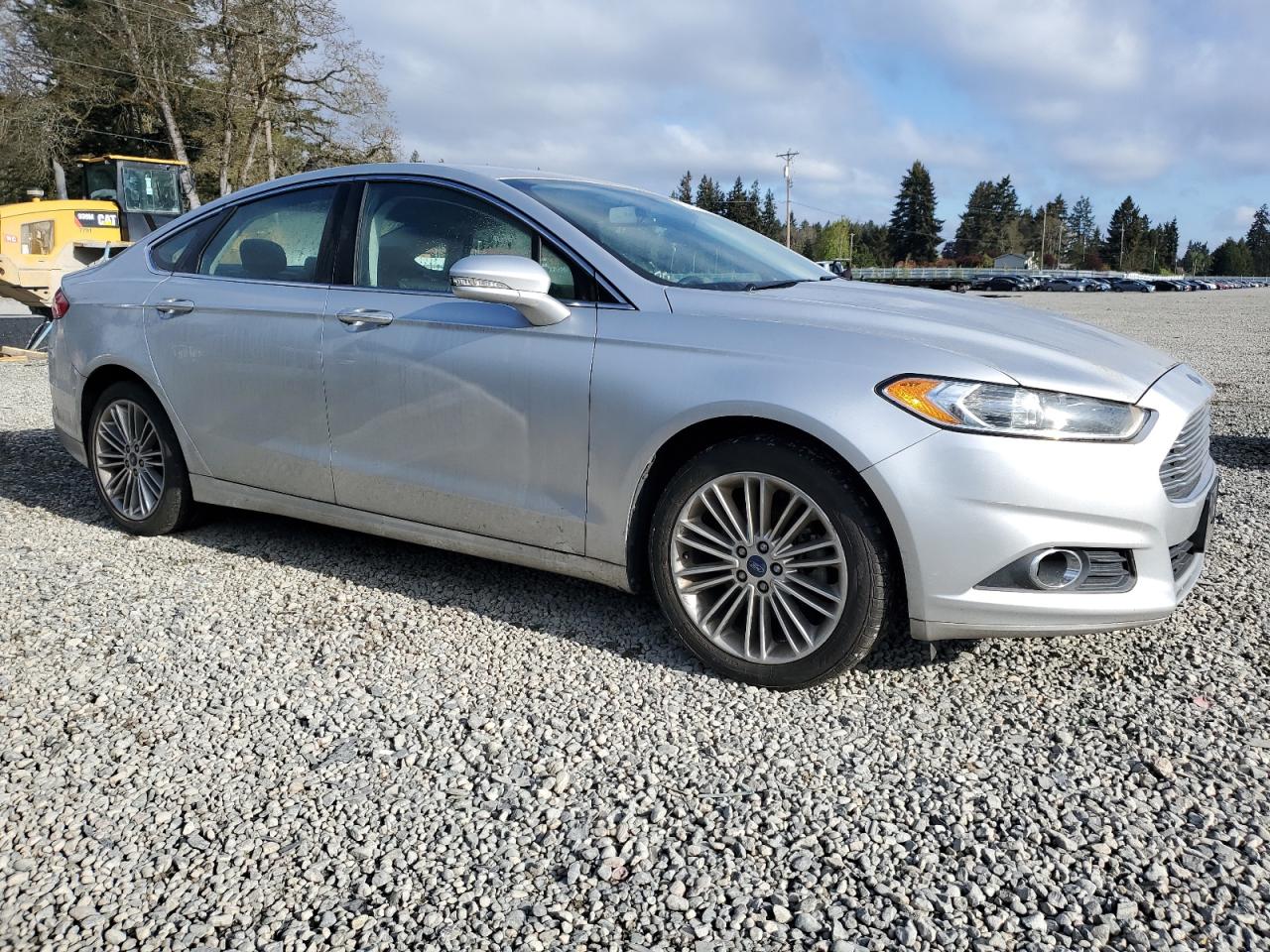 3FA6P0HD2ER235106 2014 Ford Fusion Se