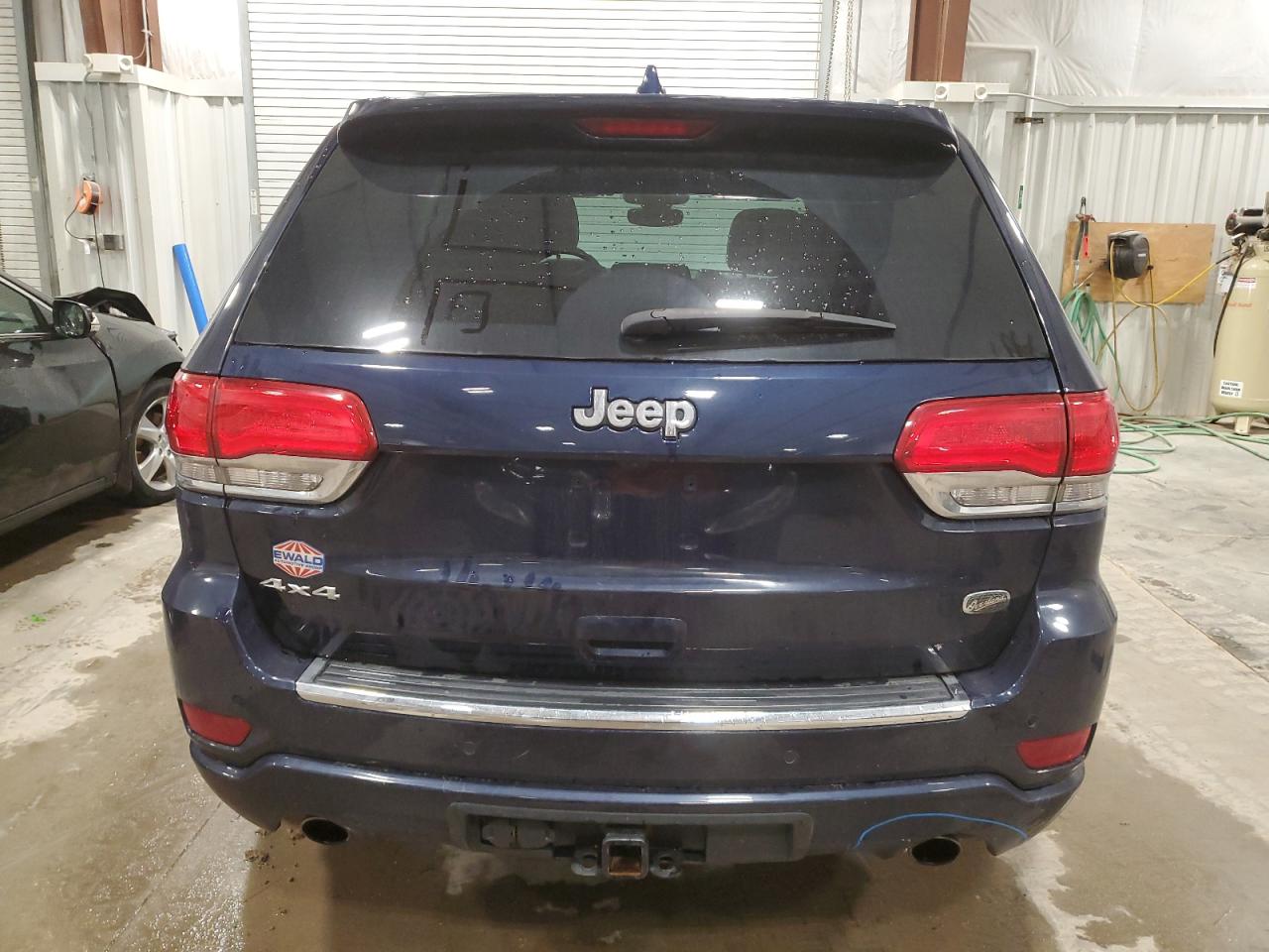 1C4RJFCG0JC229455 2018 Jeep Grand Cherokee Overland