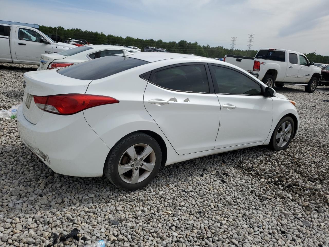 5NPDH4AE4DH354396 2013 Hyundai Elantra Gls