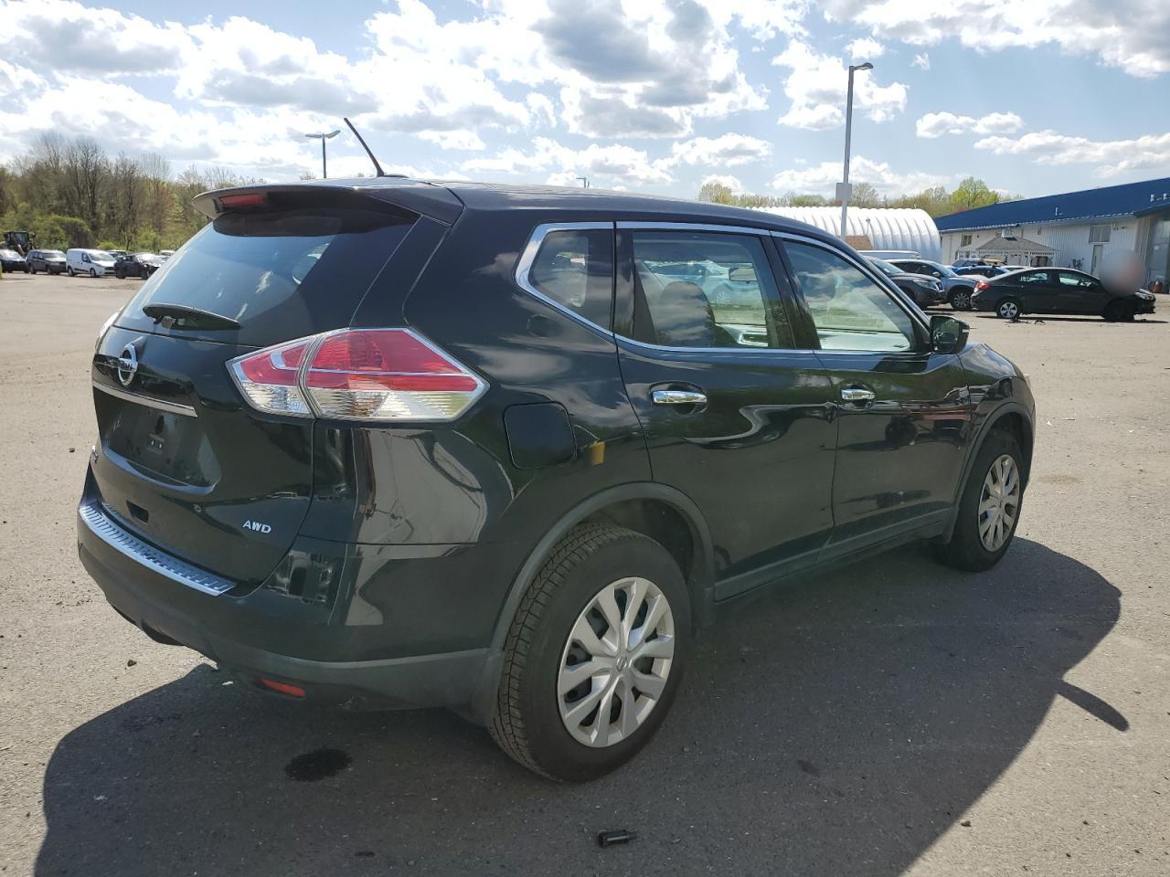 2015 Nissan Rogue S vin: KNMAT2MV4FP580205